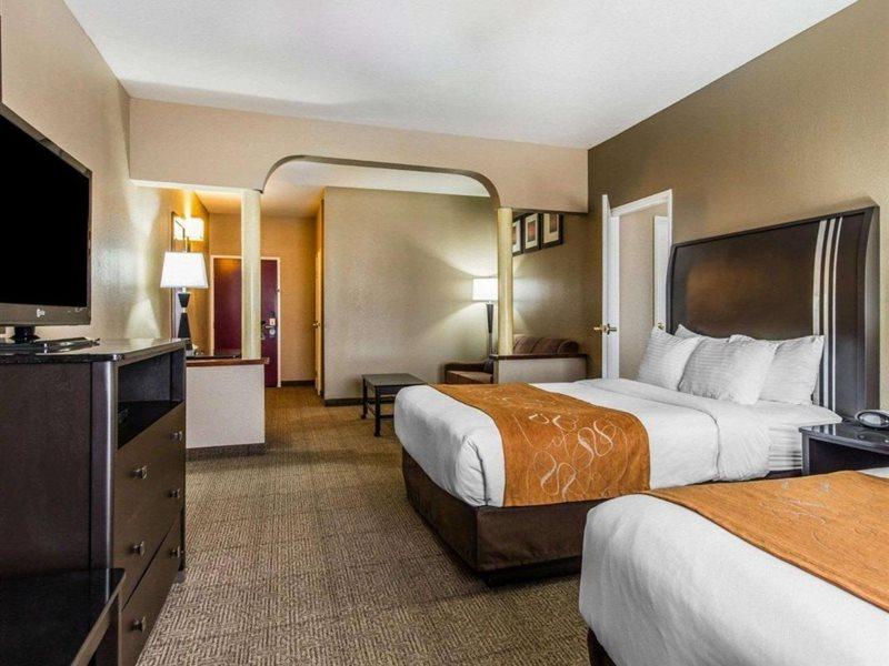 Comfort Suites Bakersfield Exterior foto