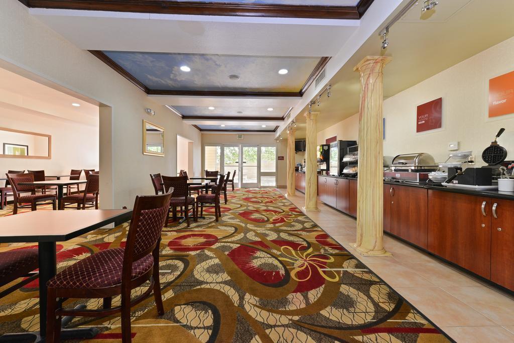 Comfort Suites Bakersfield Exterior foto