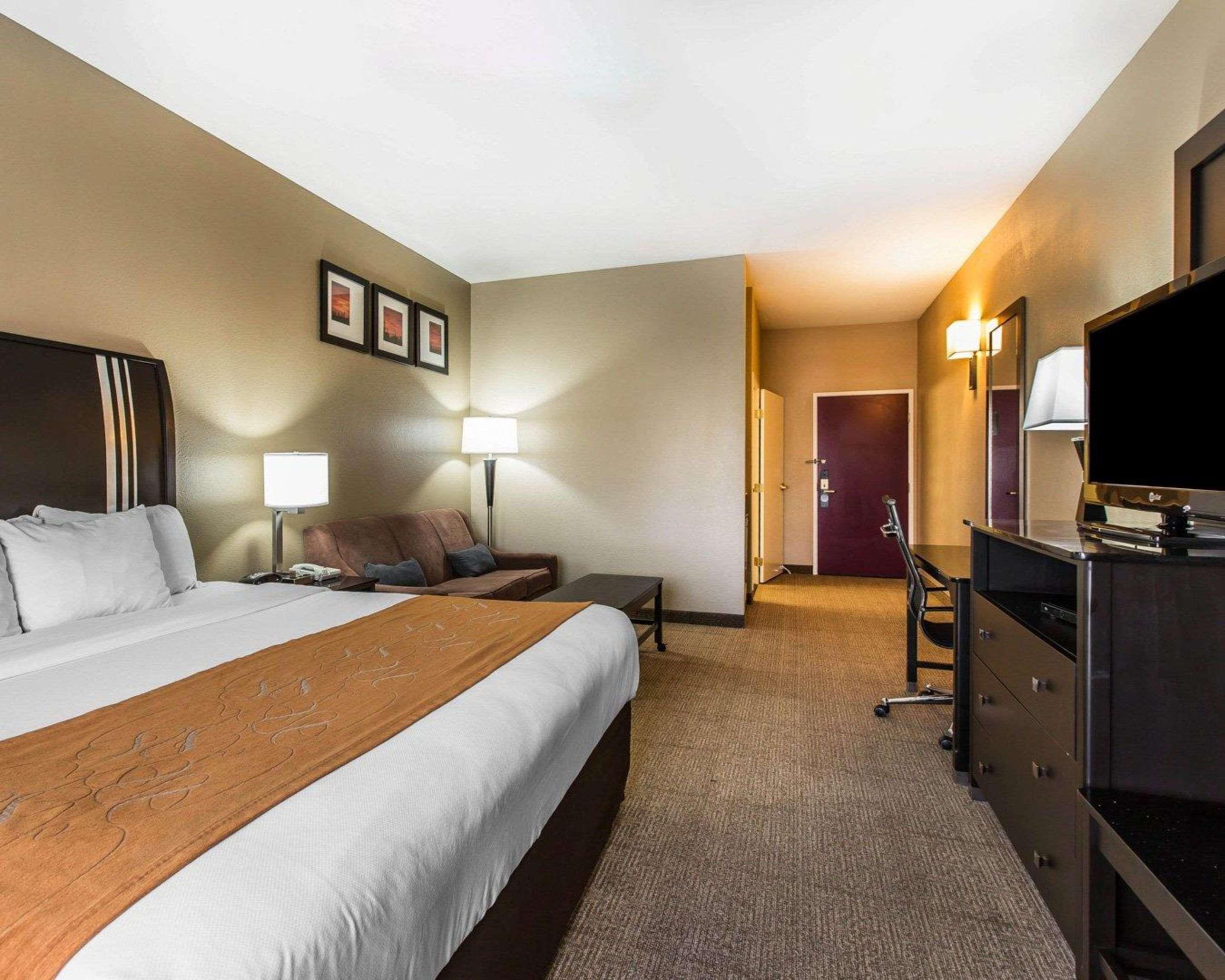 Comfort Suites Bakersfield Exterior foto